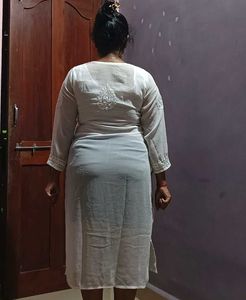 White Embroidered Kurta-Chikankari🔥💸