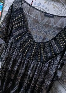 New Feeling Embellished Tunic Top