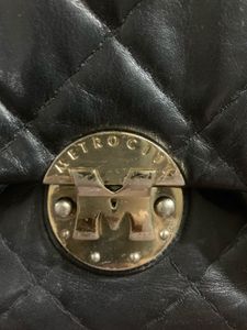 *Price Drop* Metrocity Og Leather Sling