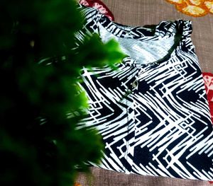 Patterned Top