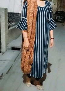 Striped Women&#39;s kurti