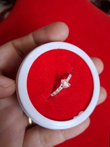 Beautiful New Silver Ring
