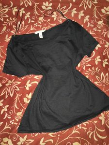 Fitted Black T-Shirt (US/EUR size - XS)