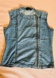 Top With Zipper In Front| Good Quality