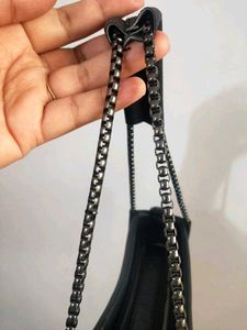 BRAND NEW Chic Shoulder Bag
