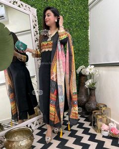 Black Lover Kurta Set
