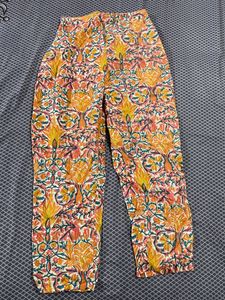 No Brand But Beautiful Suit With Pants With No Flaws