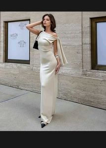 Trending Viral White Bodycon Maxi Dress 🤍