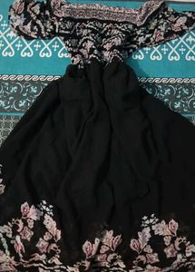Beautiful Simple Dress Gwon