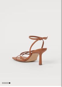 H&amp;M Brown Solid Heels