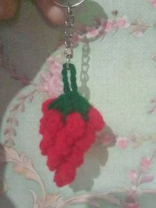 Red grapes Keychain