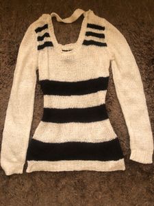 Vintage ex girlfriend stripped pull over 🥀