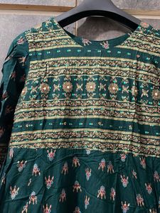 Emerald Green Printed Ethnic Gown