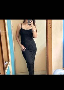 Urbanic Elegant Black Maxi Dress
