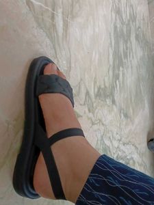 TRY ME sandals
