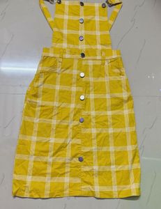yellow cute midi dungaree 💕🦋