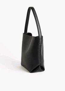 Elegant Shoulder Bag