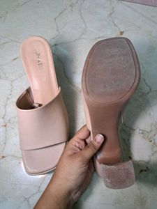 Westside Luna Blu Platform Nude Color Heels
