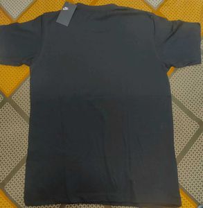 Nike Graphic Tee,New With Tag