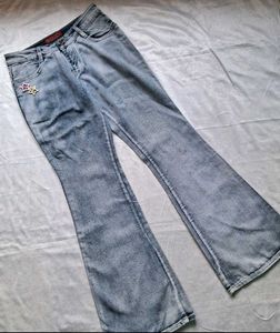 Bootcut/ Flared Jean&#39;s.
