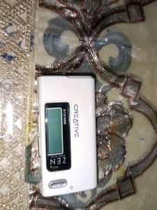 Creative Zen Nano Plus 512 MB MP3 Player White