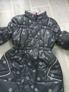 Stylish Winter Jacket With Cap For Girls💥🔥...