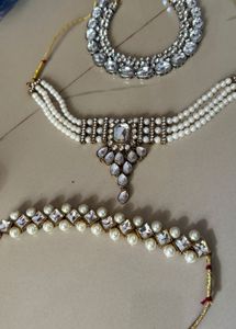 Elegant Pearl &amp; Crystal Jewelry &amp; Moti Necklace