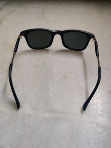 Golden Reflective Sunglasses 😎