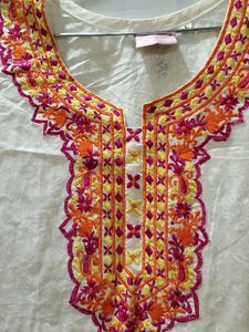 L size New Front Embroidery Kurta