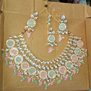 Necklace Set
