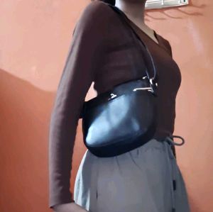 Lavie Black Crossbody Bag
