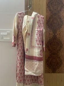 Set Of 2 Pink Embroidered Salwar Kameez