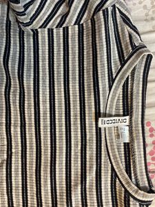 H&amp;M Crop Top