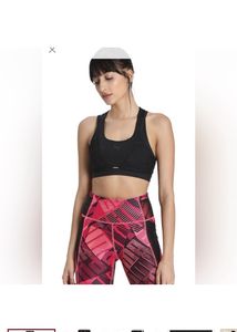 PUMAWomen Sports Lightly Padded Bra (Black)