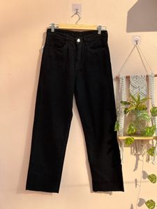 Wide leg raw hemmed denim pants • size 28