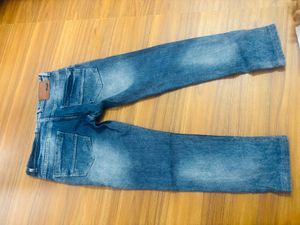Distressed Slim Fit Jeans