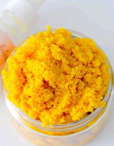 Turmeric Detan Scrub 350 Gm