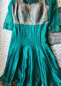 Women's Ethnic Gown For Occasions...