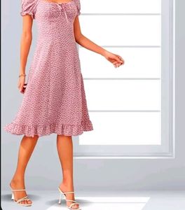 Women&#39;s Square Neck Half Dleeve Knee Long
