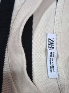 ZARA Sweatshirt | Woolen
