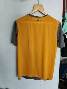 🩶 🧡 Grey-Orange Under Armour Men&#39;s Tshirt