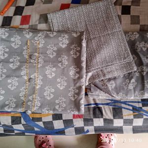 Gray Floral Print Kurta Set