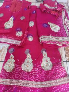 Rajpooti, Bandhej Beautiful Poshak