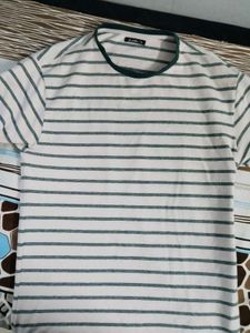 zudio Striped T-Shirt