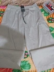 Shein Gray Cargo Pants - New with Tags