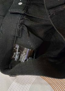 Black Jeans