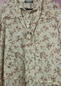 Imported Brand New Floral Top 🎀