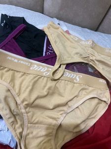 Pack Of Three Sports Bra And Panty