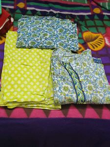 used Floral Print Kurta Set