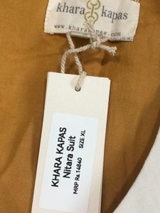 Khara Kapas NITARA White Kurta Pant Set